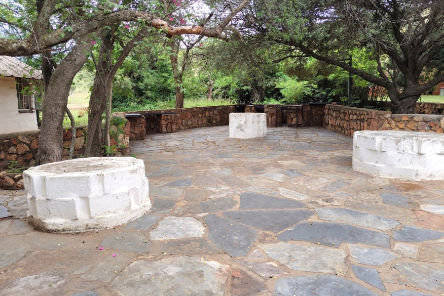 Commercial Property for Sale in Hartbeespoort Rural North West